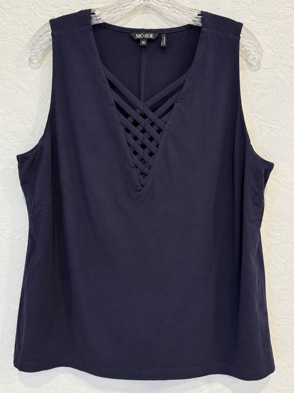 NIC+ZOE Navy Sleeveless Top with Crisscross Neckline – Size XXL